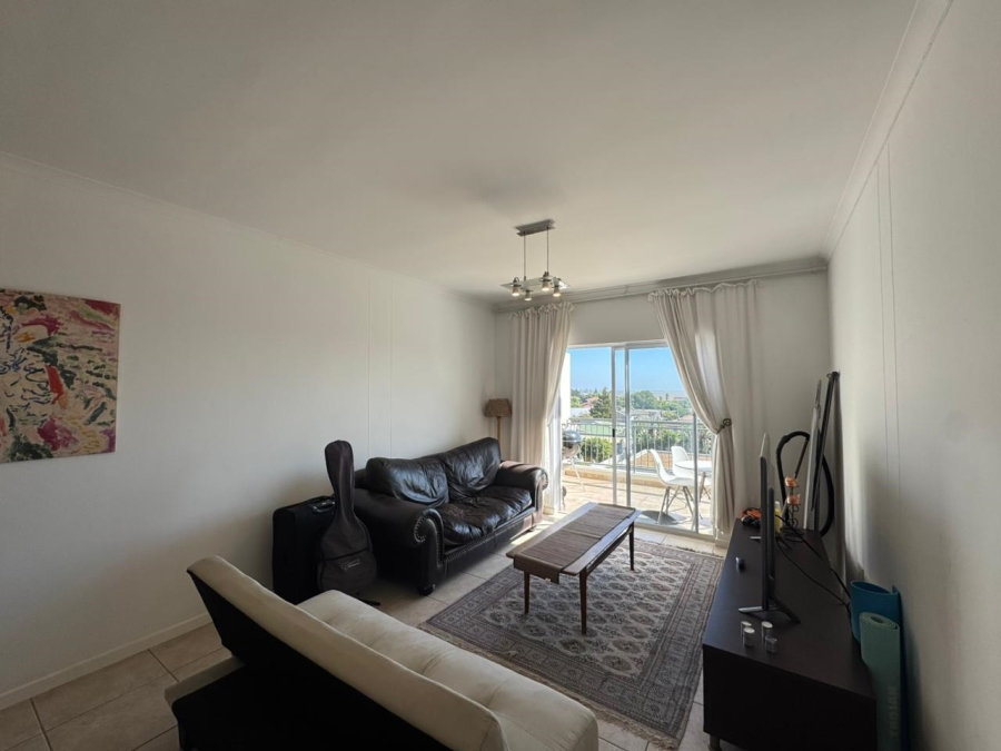 To Let 2 Bedroom Property for Rent in Royal Ascot Western Cape